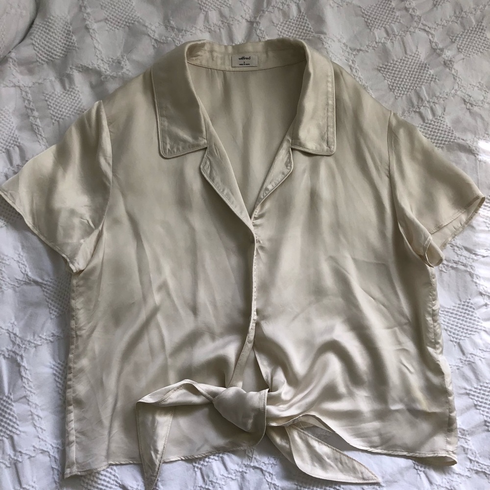 Aritzia Wilfred Free Front Tie Blouse